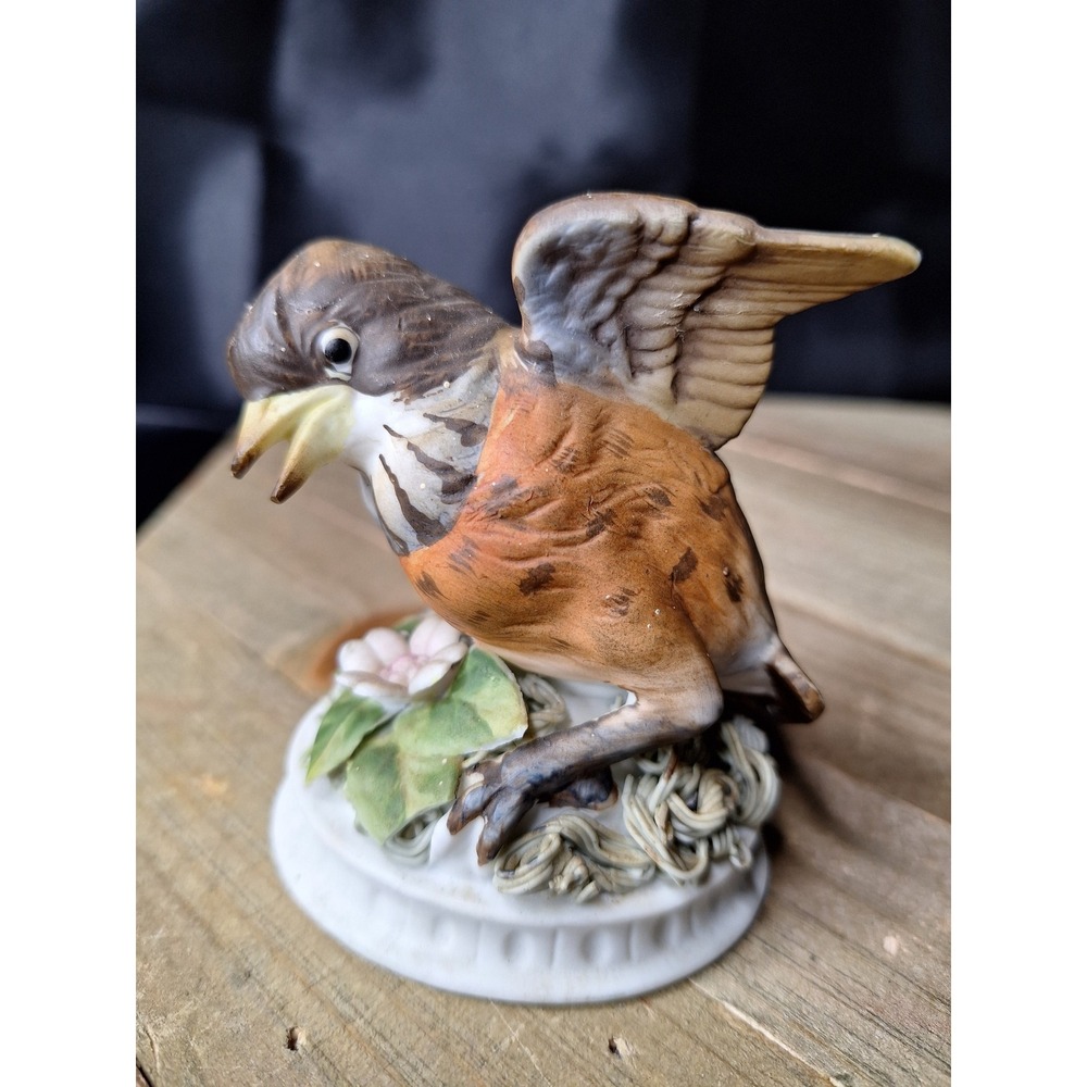 Vintage 1970s Lefton China baby Robin Hand Painted Porcelain Bisque KW1637